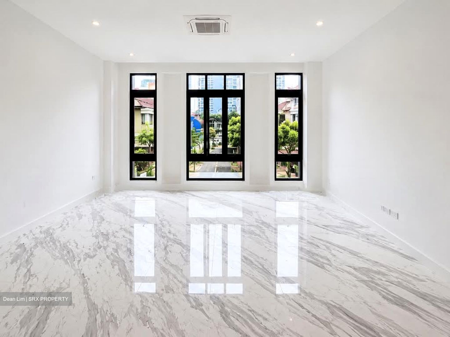 Cambridge Road (D8), Terrace #573172121